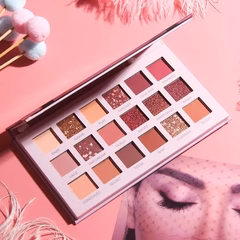Huda Beauty - The New Nude Eyeshadow Palette