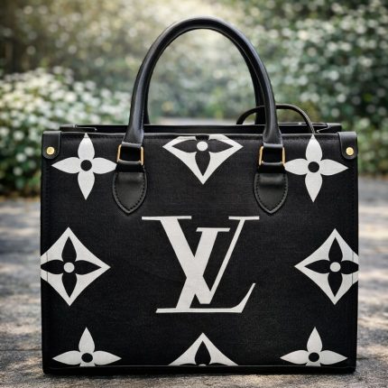 Classic Shoulder Bag – Timeless Elegance for All Occasions