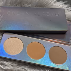 Green Alasko Galaxy Highlighter, Bronzer, Contour Kit (3 Colors)
