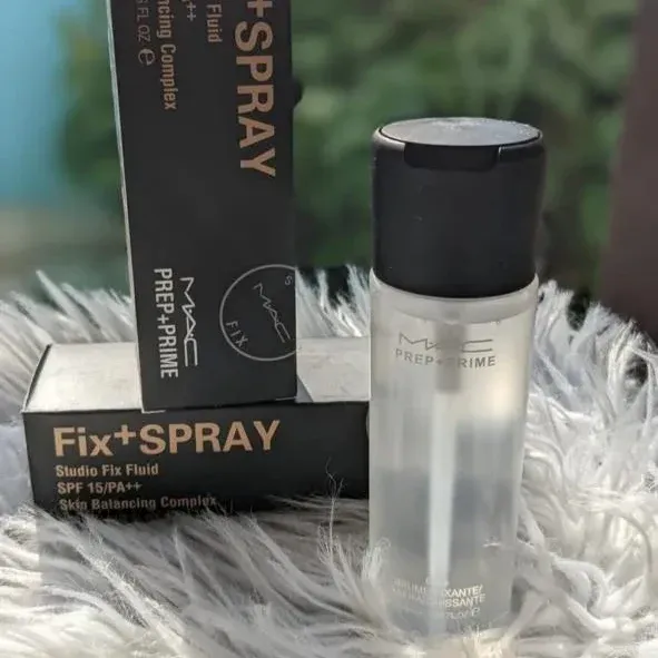 Mac Perfecting Makeup Primer Smoothing Effect Oil Free 30ml - Image 2