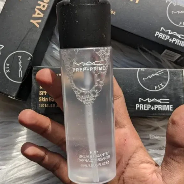 Mac Perfecting Makeup Primer Smoothing Effect Oil Free 30ml - Image 3