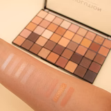 Revolution - Maxi Reloaded Eyeshadow Palette Nudes - Image 2